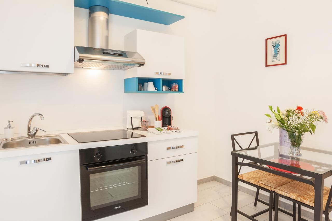 San Nicola Bilocali Vgm Apartment Bari Bagian luar foto