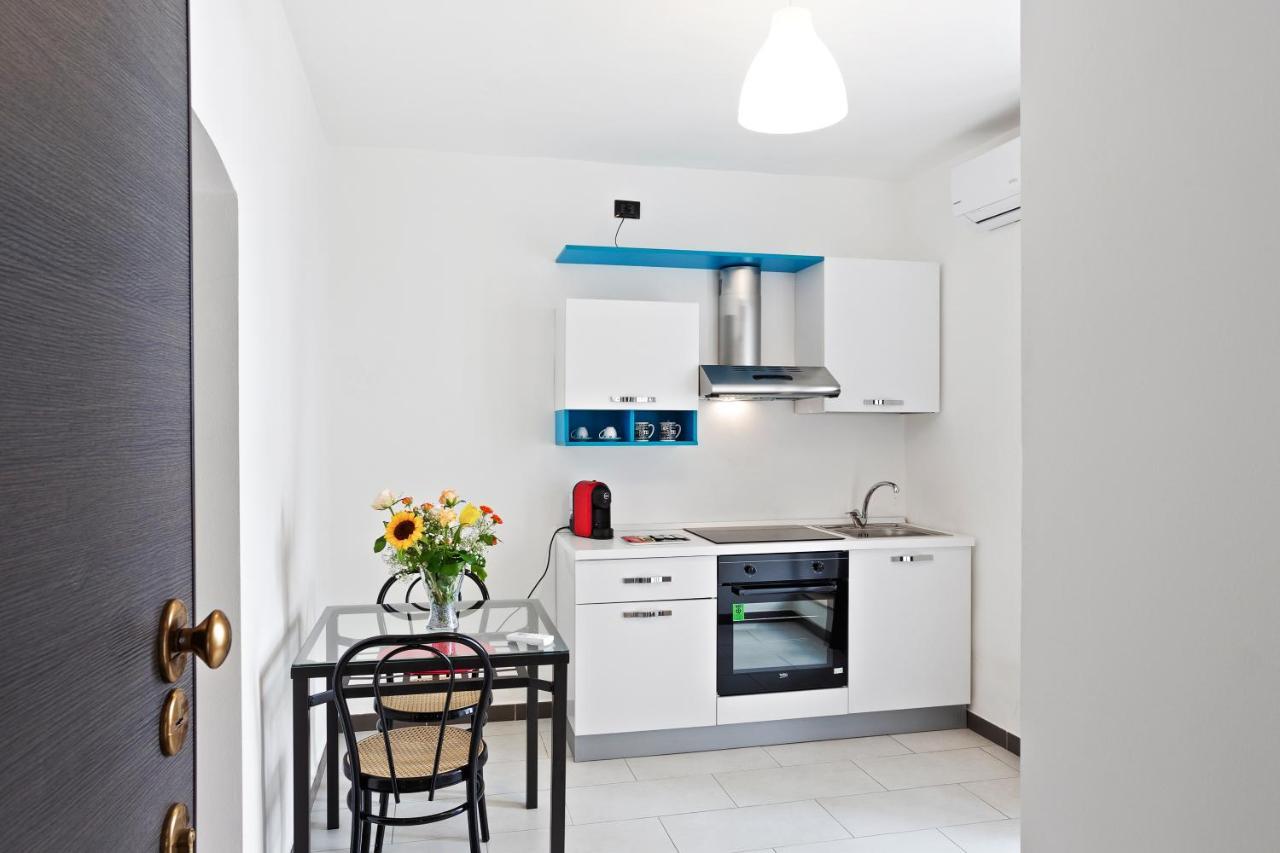 San Nicola Bilocali Vgm Apartment Bari Bagian luar foto