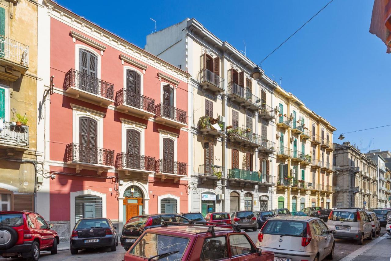 San Nicola Bilocali Vgm Apartment Bari Bagian luar foto