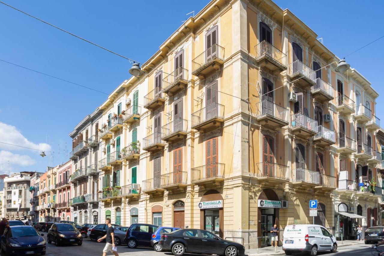 San Nicola Bilocali Vgm Apartment Bari Bagian luar foto