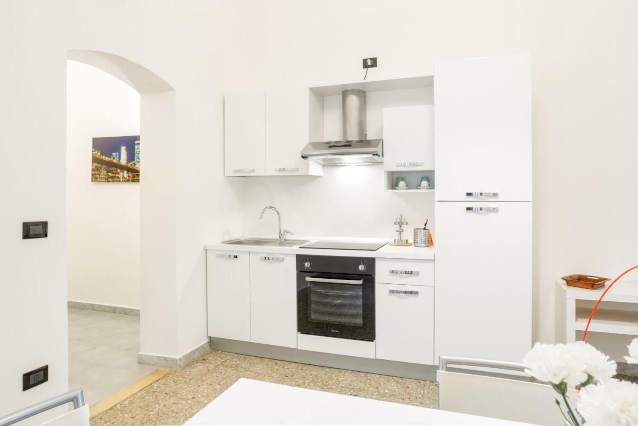 San Nicola Bilocali Vgm Apartment Bari Bagian luar foto